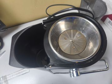 Б/у Соковыжималка Grunhelm gjr1016 01-200890007