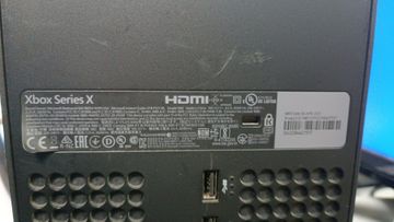 Б/в Ігрова приставка Microsoft xbox series x 1 tb all-digital robot 01-200891191