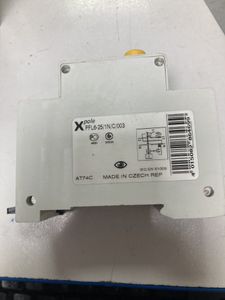 Б/в Диференційний автомат Moeller pfl6-25/1n/c/003 01-200893977