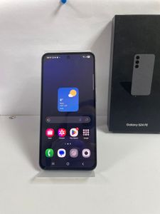Б/в Мобільний телефон Samsung galaxy s24 fe 8/256gb 01-200895782