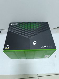 Б/в Ігрова приставка Microsoft xbox series x 1tb 01-200900300