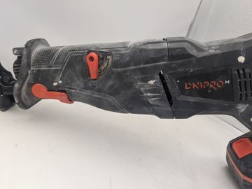 Б/в Шабельна пила Dnipro-M drs-200bc ultra 1акб 4ah зп 01-200873295