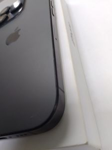 Б/в Мобільний телефон Apple iphone 16 pro 128gb 01-200901584