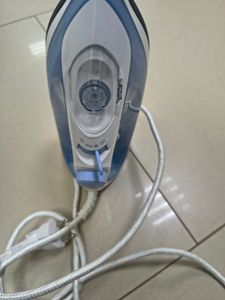 Б/у Утюг Philips dst1030/20 01-200904635
