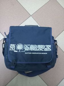 Б/у Ноутбук Hp 15/core i3 5005u ddr3/4gb ddr3/hdd *відсутній/ssd 240 gb/radeon r5 m330 01-200904838