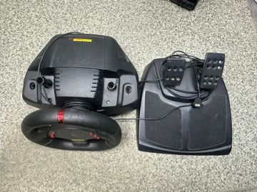 Б/у Руль игровой Logitech momo racing force 01-200907045