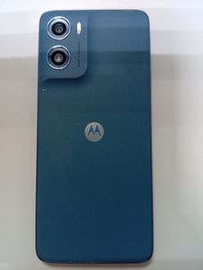 Б/в Мобільний телефон Motorola moto g06 4g 4/256gb 01-200912147