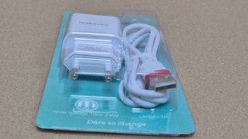 Б/в Мережевий зарядний пристрій Borofone ba20a 16-000276457