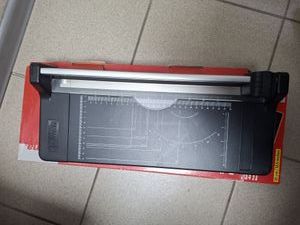 Б/в  Hama easy cut r 320 01-200921019