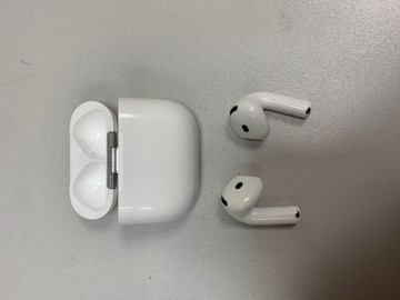 Б/у Навушники Apple airpods 4 01-200936133