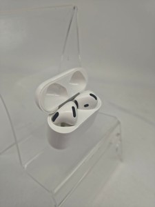Б/в Навушники Apple airpods 4 with active noise cancellation 01-200944165
