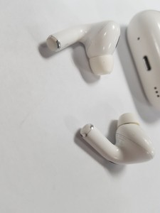 Б/в Навушники Apple airpods pro 2nd generation magsafe 01-200913655