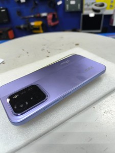 Б/в Мобільний телефон Realme c85 6/128gb 01-200940584