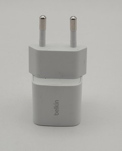 Б/в Зарядний пристрій Belkin boostcharge 25w belkin usb-c 25w 01-200973488
