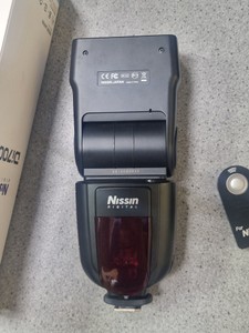 Б/в Фотоспалах Nissin di700a 01-200973895