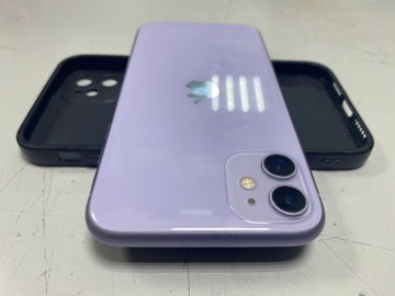Б/в Мобільний телефон Apple iphone 11 64gb 01-200993369