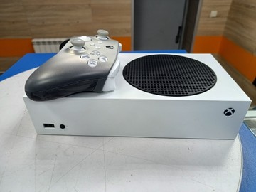 Б/в Ігрова приставка Microsoft xbox series s 512gb 01-201016543
