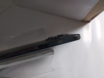 Б/в Мобільний телефон Tecno spark 30 pro kl7 8/256gb 01-201020666