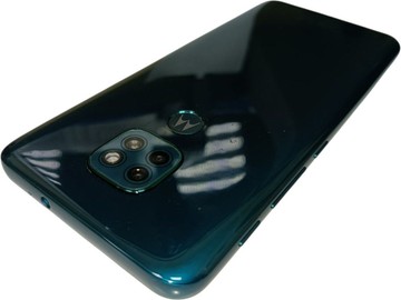Б/в Мобільний телефон Motorola moto g9 play xt2083-3 4/64gb 01-201030331