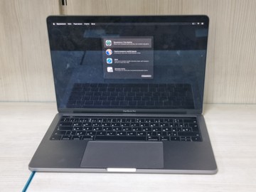 Б/в Ноутбук Apple macbook pro a1989 13,3" core i5 2,4ghz/ram8gb/ssd256gb/iris plus graphics 655 01-200993071