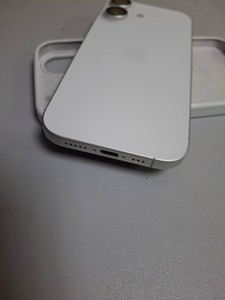 Б/в Мобільний телефон Apple iphone 17 256gb 01-201042631