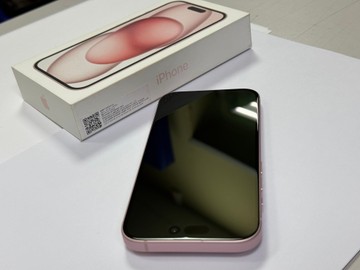 Б/в Мобільний телефон Apple iphone 15 256gb 01-201105194