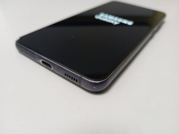 Б/в Мобільний телефон Samsung galaxy s21 fe 5g 6/128gb 01-201114640