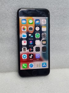 Б/в Мобільний телефон Apple iphone 7 32gb 01-201111755