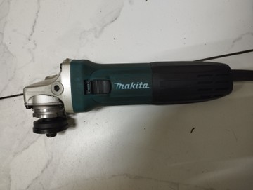 Б/в Кутова шліфмашина Makita ga5030 01-201140529