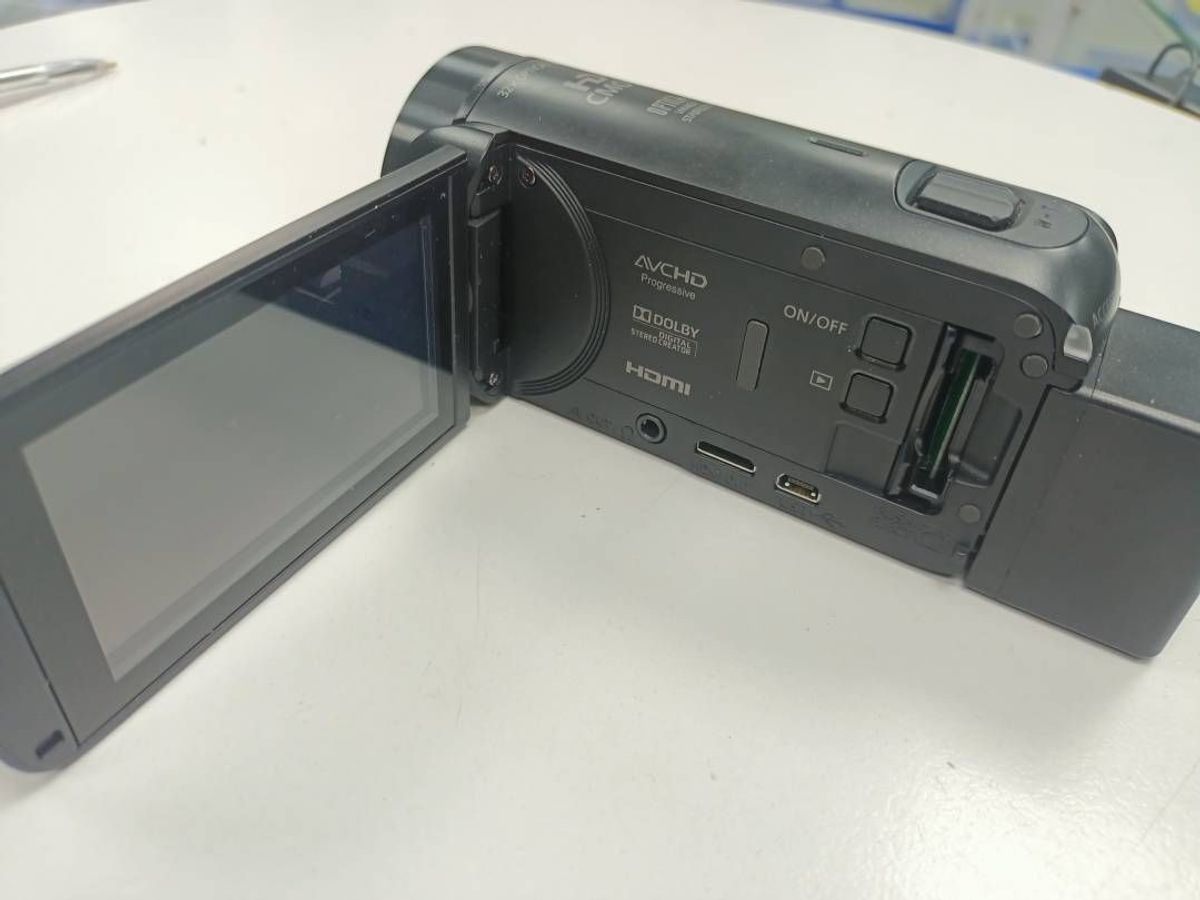 Canon legria hf r806