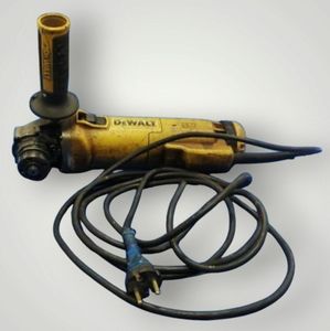 01-200398469: Dewalt dwe4237k