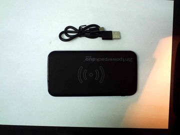 01-200483707: Power Up 2-in-1 portable battery 8000mah wireless charger