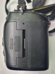 01-200095581: Nikon d7000 body