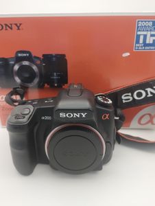 01-200552941: Sony alpha dslr-a200 kit 18-70mm