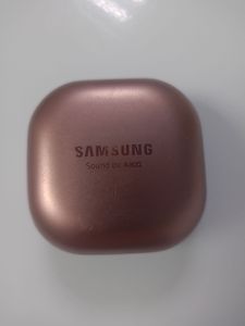 01-200603861: Samsung galaxy buds live