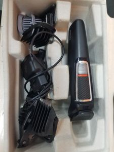 01-200612131: Philips mg 3740