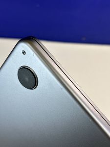 01-200761786: Apple macbook air 13,6" m2 2022