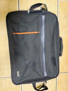 01-200772881: Lenovo 16/ryzen 5 6600h ddr5/16gb ddr5/hdd *відсутній/ssd 512 gb/geforce rtx3050 4gb