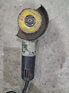 01-200781448: Интерскол ушм-125/900