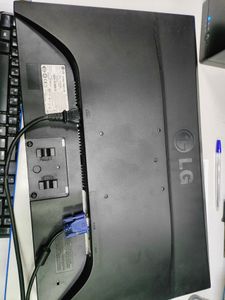 01-200788657: Lg ips235t-bn