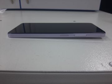 Б/у Мобильний телефон Realme 12 5g 8/256gb 01-200801904