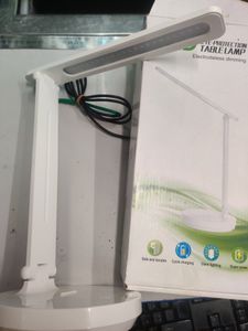 Б/в Лампа настільна Без Виробника led акумуляторна 01-200808951
