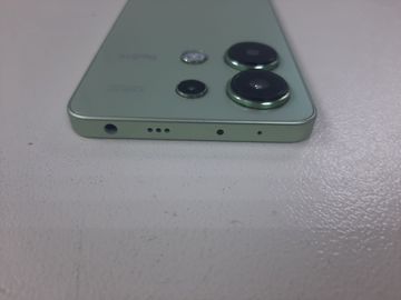 Б/в Мобільний телефон Xiaomi redmi note 13 4g 6/128gb 01-200811834