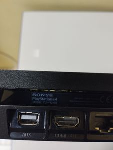 Б/у Игровая приставка Sony playstation 4 slim 1tb 01-200898526
