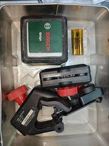 Б/у Лазерный нивелир Bosch quigo 01-200900142