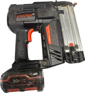 Б/в Степлер акумуляторний Dnipro-M dcn-200 1акб 4ah зп 01-200895798
