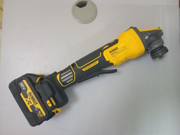 Б/у Угловая шлифмашина Dewalt dcg416vsn 01-200908840