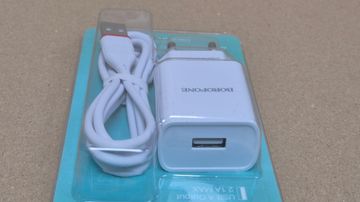 Б/в Мережевий зарядний пристрій Borofone ba20a 16-000276457