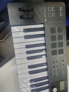 Б/в Midi-клавіатура Arturia keylab essential 49 01-200928361
