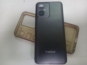 Б/в Мобільний телефон Freeyond f9 3/128gb 01-200930733